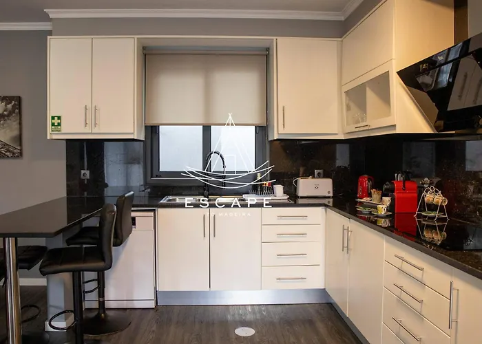 Вилла Bela Vista By Escape To Madeira Cedros